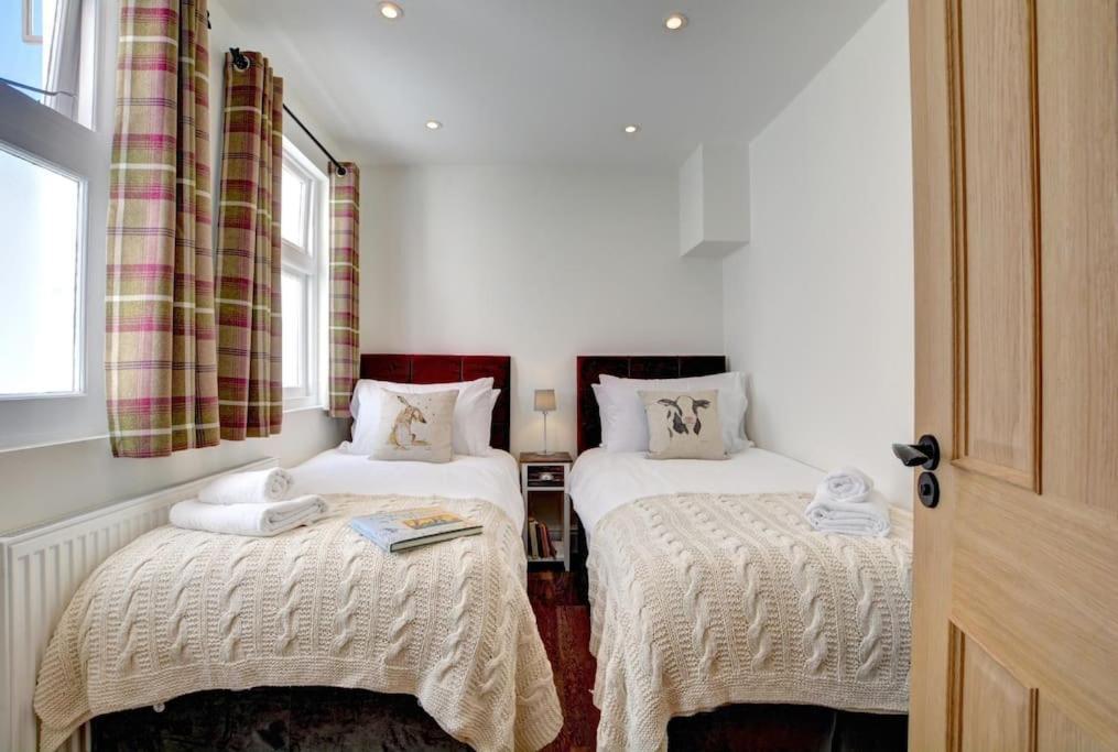 Modern 4 Bedroom Townhouse Perfect Location. 布赖顿 外观 照片