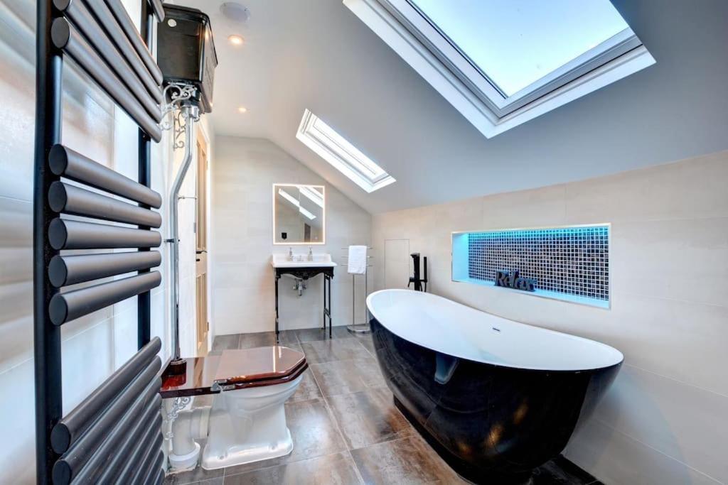 Modern 4 Bedroom Townhouse Perfect Location. 布赖顿 外观 照片